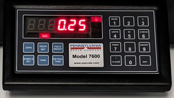 Pennsylvania 7600-2HR RS – Remote switch input option. Provides remote switch function for Gross/Net, Tare, Zero and Print. Includes 18" color coded cable, 8" X 8"