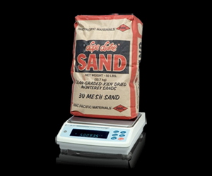 Pennsylvania 7800 – 7800 Touchscreen digital weigh and count indicator. Diecast Aluminum enclosure with SS “U” mounting bracket